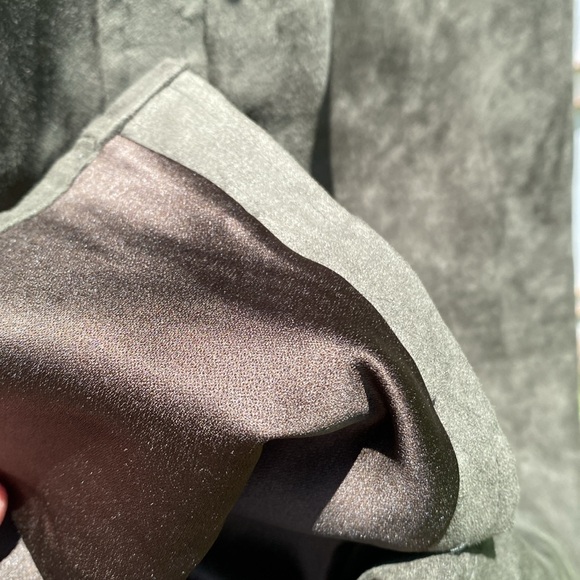 Adria Suede Shirt, Oversized, Vegan Suede, Banana Republic, women’s size Medium - Picture 12 of 16